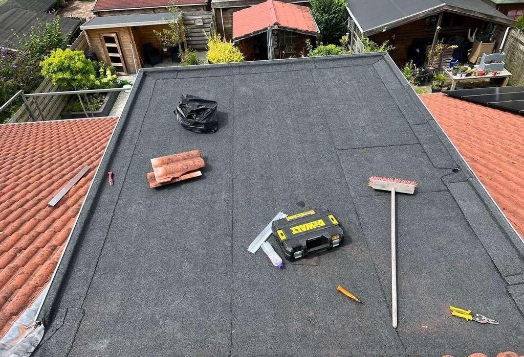 Kosten Besparen Bij Selecteren Dakdekker Dronten